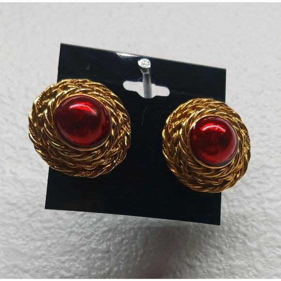 VTG 3-piece Combo: Beaded Necklace & Bracelet and Gold Tone Earrings - Picture 5 of 6